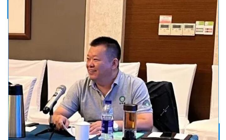 為激發(fā)員工工作積極性，激勵員工完成公司各項(xiàng)目標(biāo)，促進(jìn)公司與員工的雙贏發(fā)展，集團(tuán)總經(jīng)理孫寧波宣貫激勵政策