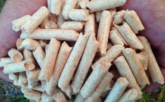 生物質(zhì)為什么要做成顆粒燃料后再燃燒？